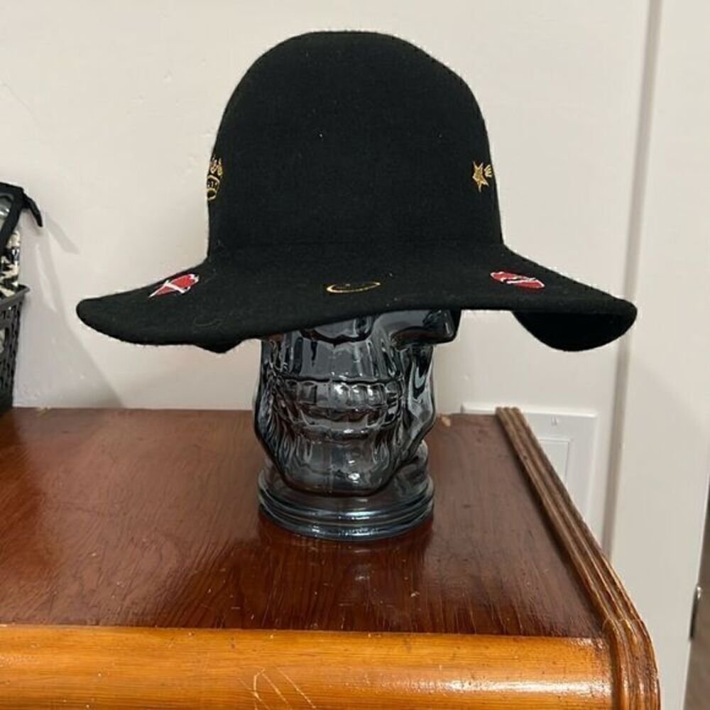 August Hat Company Black Embroidered Emoji OMG Love Heart Lips Wide Brim Hat